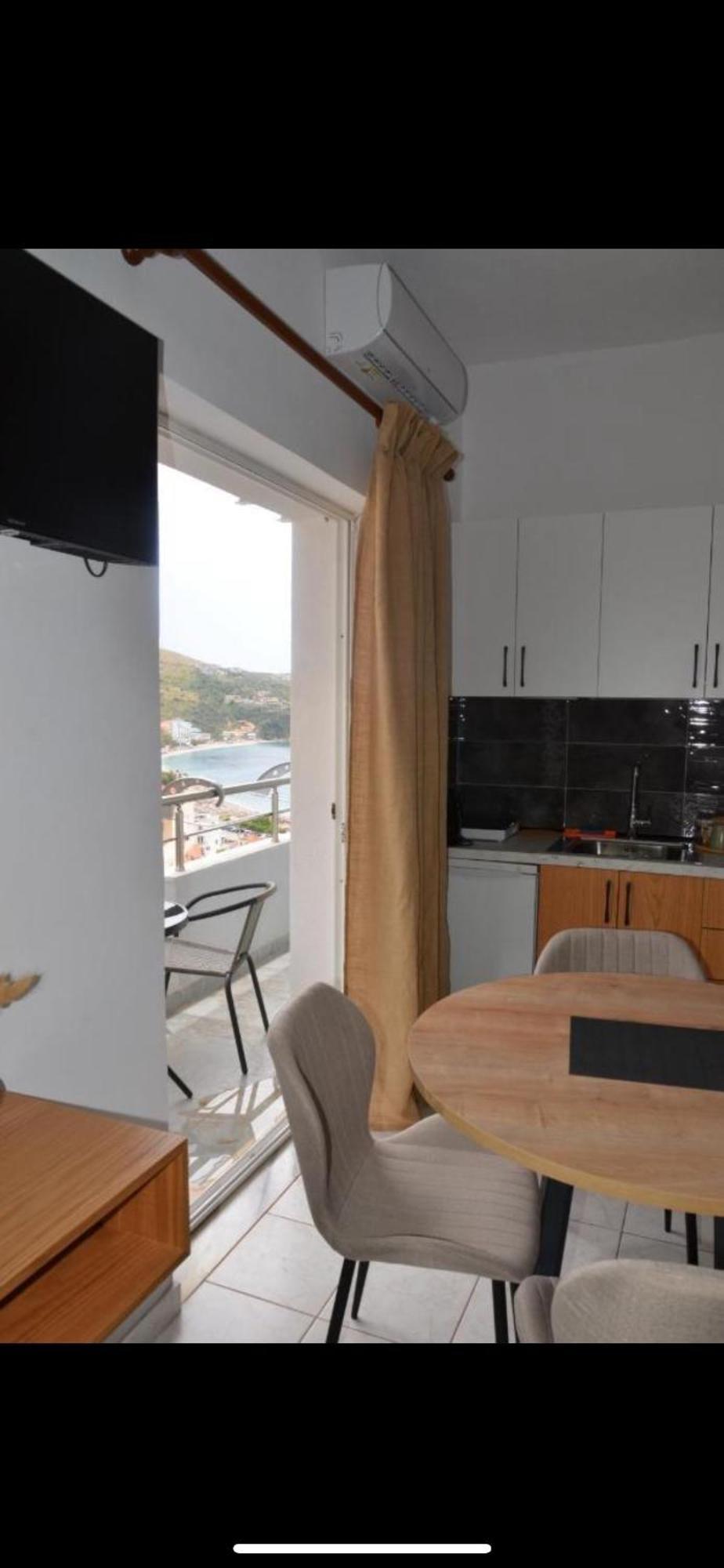Harmonia Guest House 2 Himare Quarto foto