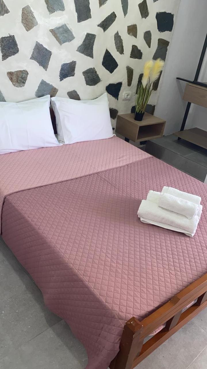 Harmonia Guest House 2 Himare Quarto foto