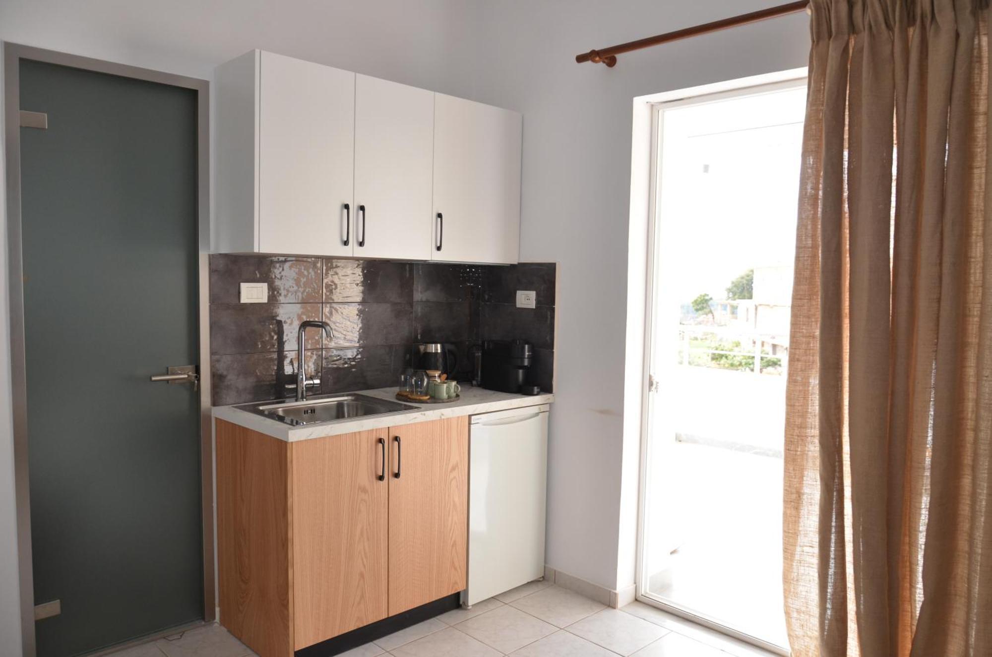 Harmonia Guest House 2 Himare Quarto foto