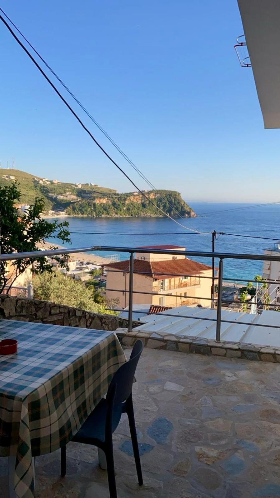 Harmonia Guest House 2 Himare Quarto foto