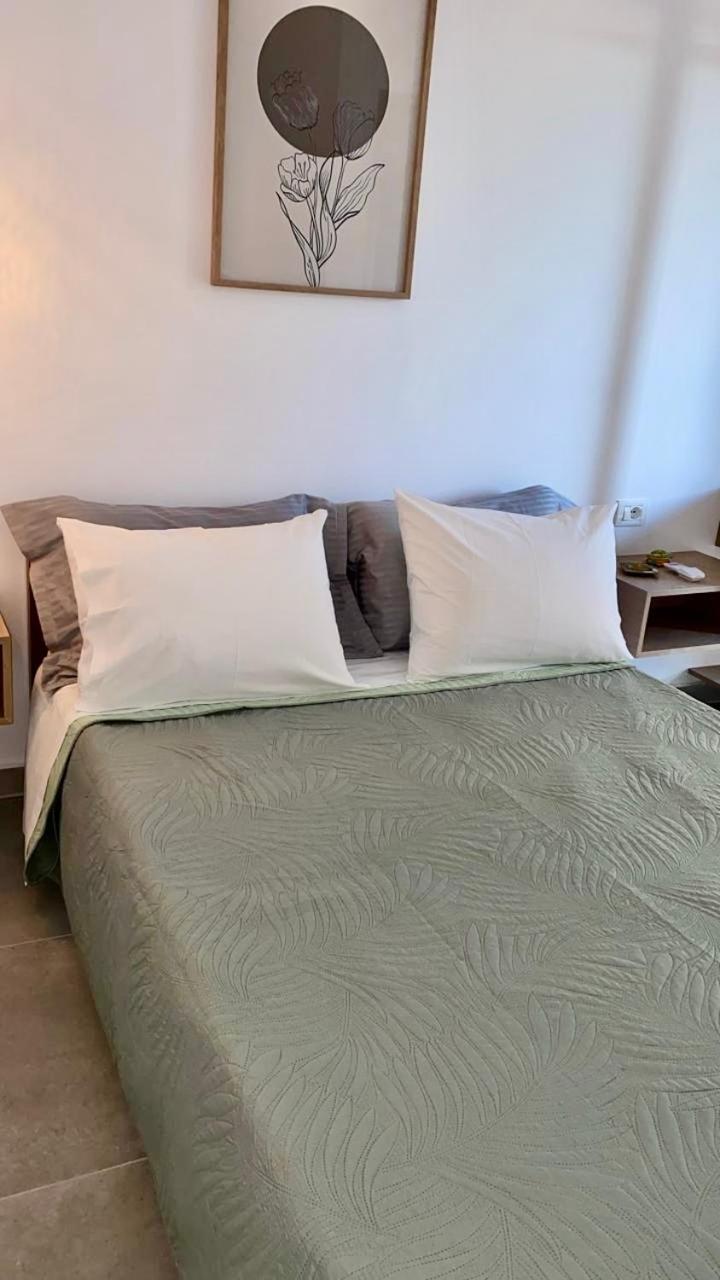 Harmonia Guest House 2 Himare Quarto foto